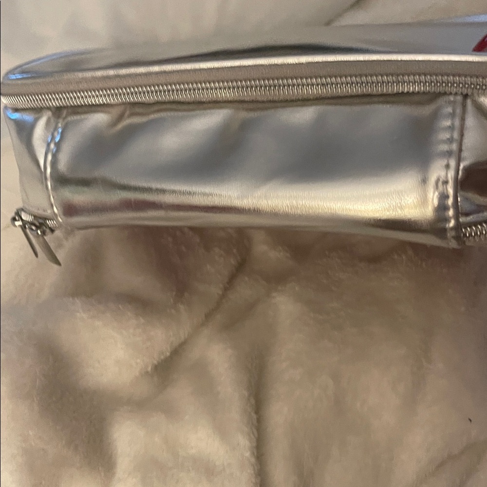 Juicy Couture Pink and Silver Cosmetic Set - Picture 10 of 10